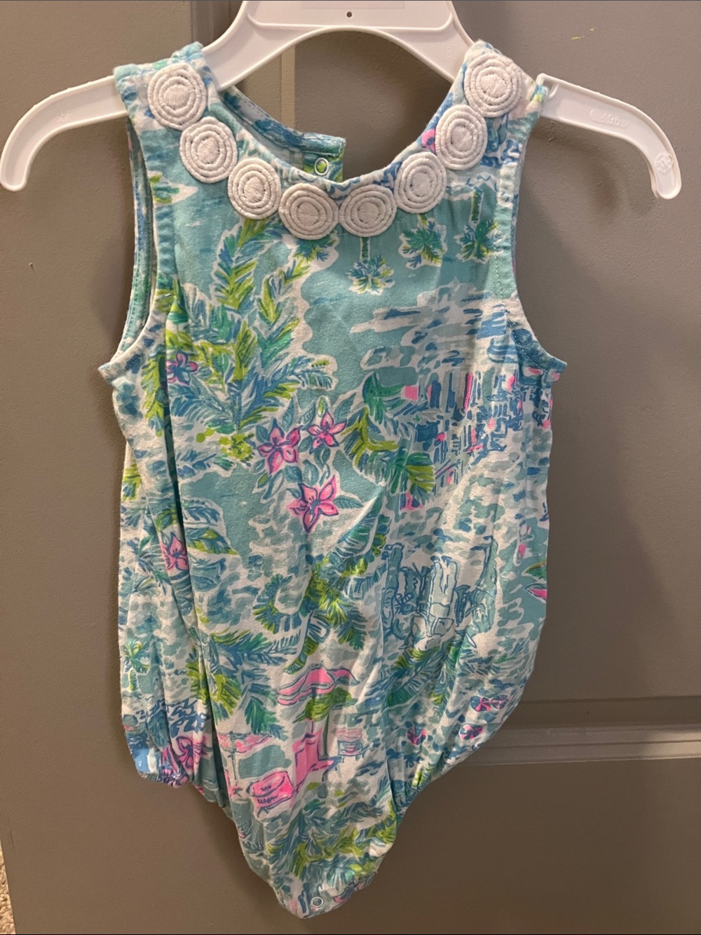 ⛱️🏝️Lilly Pulitzer Aqua Floral Baby Bubble Onesie | size 12-18 months